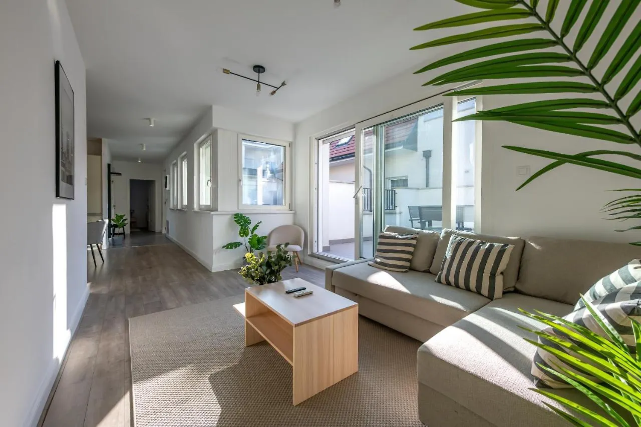 Apartment Lovag 12 Terrace Designer Home Budapest